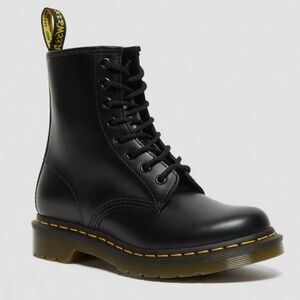 Dr Martens 1460 W Black Smooth Leather Boots Lace Up Boots Sz 41/ 9